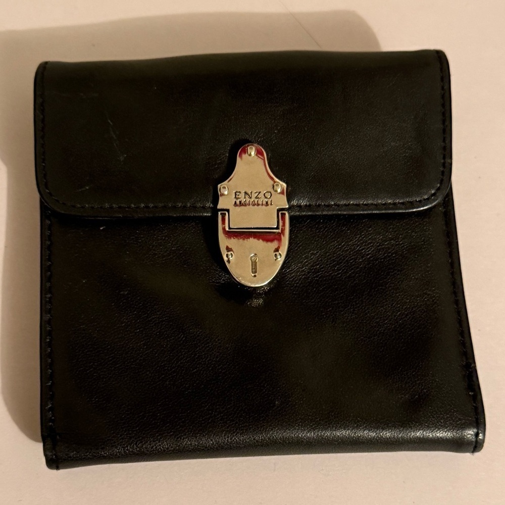 Enzo Angiolini Black Leather Wallet & Change Purse With Chrome Magnetic Snaps